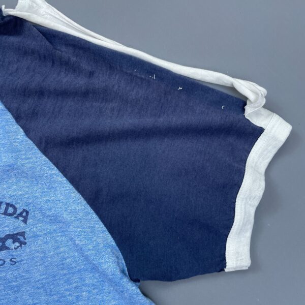 *AS-IS* PAPER THIN TATTERED BERMUDA ISLANDS GRAPHIC T-SHIRT