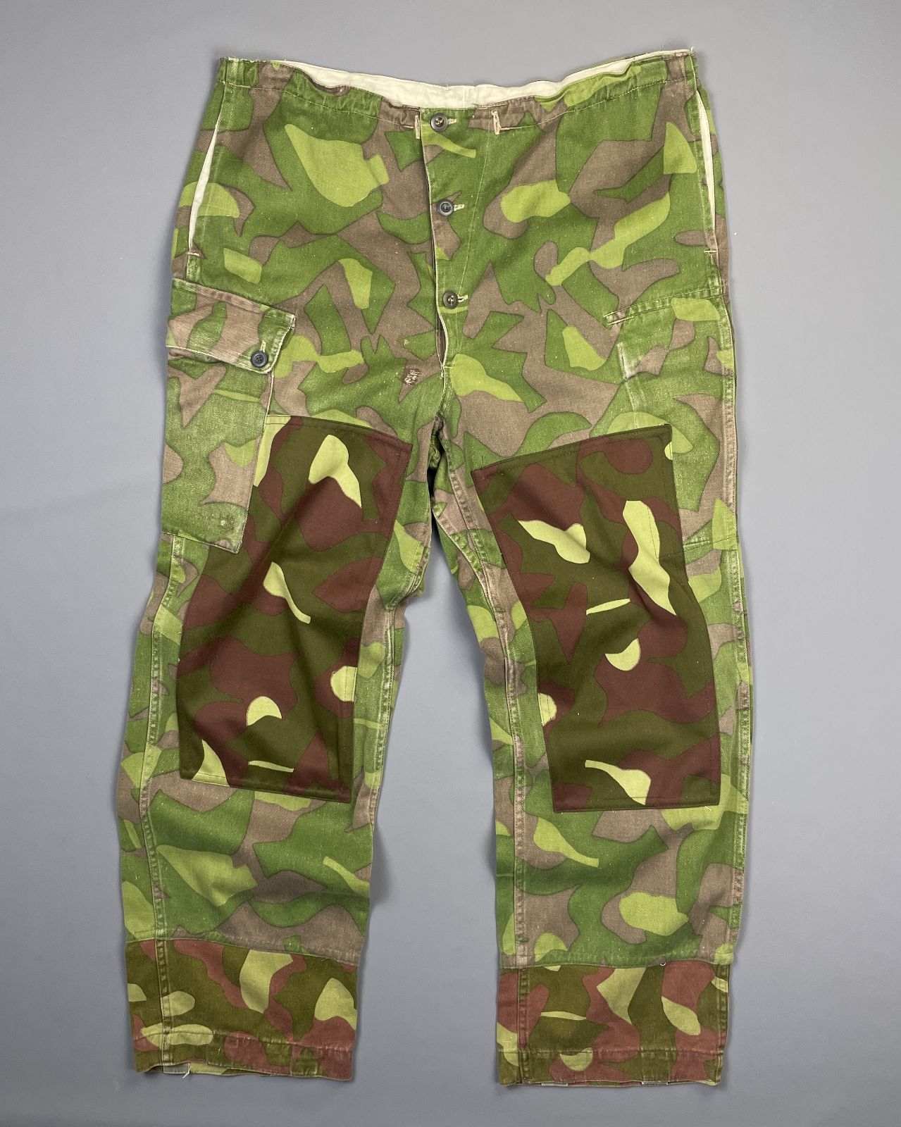 product details: CAMO DOUBLE KNEE PATCHWORK MILITARY OVERPANTS W/ EXTENDED LEGS photo