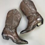 CUT OUT LEATHER DESIGN POINTED TOE WESTERN COWBOY BOOTS SIZE 7.5M