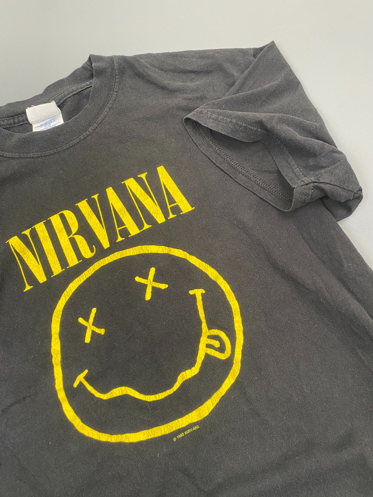 Nirvana Smile 1992 Flower Sniffin Band T-shirt | Boardwalk Vintage