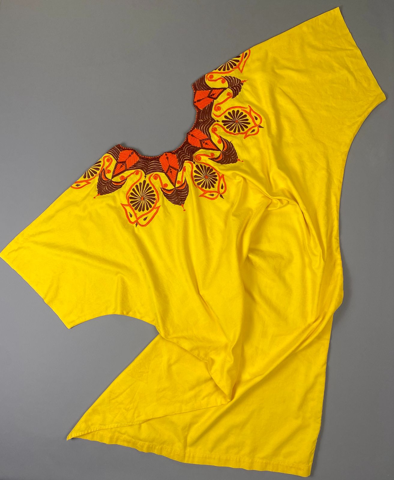 1970S 100% COTTON FULLY EMBROIDERED YOKE SUBTLE DESIGN JACQUARD KAFTAN in YELLOW, BROWN, ORANGE
