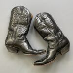 BEAUTIFUL SHINY POLISHED LEATHER THUNDERBIRD EMBROIDERED STRUCTURED COWBOY BOOTS