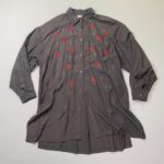 CUTE! *AS IS* 1990S LONG SLEEVE RYON BUTTON DOWN BLOUSE, EMBROIDERED LIPS &AMP; RHINESTONES