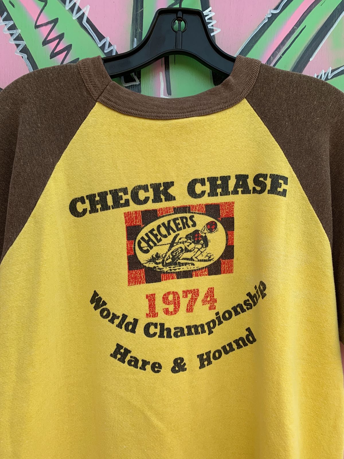 AS-IS EPIC 1974 WORLD CHAMPIONSHIP MOTORCROSS CHECK CHASE RAGLAN SHORT SLEEVE SWEATSHIRT