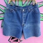 LEVIS CUT OFF DENIM SHORTS LONGER CUT BIGGER SIZE