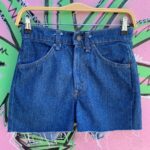 LEVIS ORANGE TAB CUT OFF WESTERN STYLE DENIM SHORTS LONGER CUT