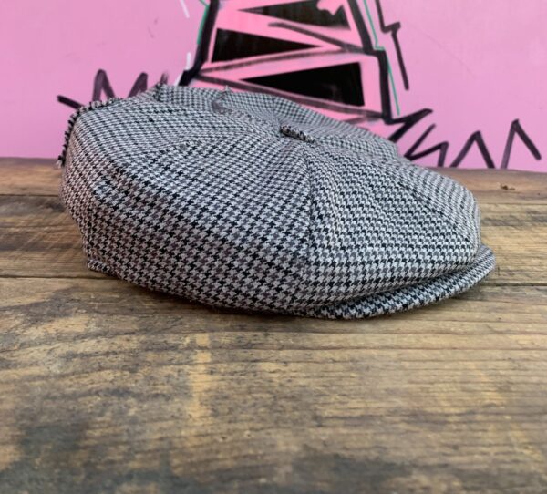 DEADSTOCK PATCHWORK PLAID NEWSBOY HAT