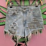 LEVIS 550 LIGHT WASH STUDDED CUT OFF SHORTS