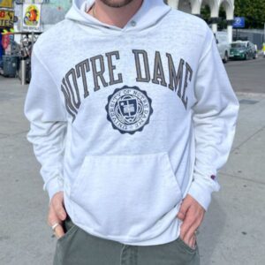 Photo detail:1980S NOTRE DAME UNIVERSITY NCAA HOODED SWEATSHIRT