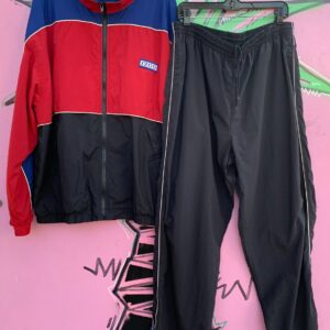 Photo detail:VINTAGE SPORTSWEAR WINDBREAKER AND TRACK PANTS