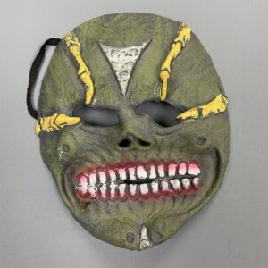 Photo detail:GREEN RUBBER MASK TRIANGLE & YELLOW STRIPES