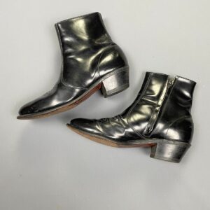 Photo detail:GORGEOUS!!! SHINY LEATHER POINTED TOE SHORT CHELSEA BOOTS