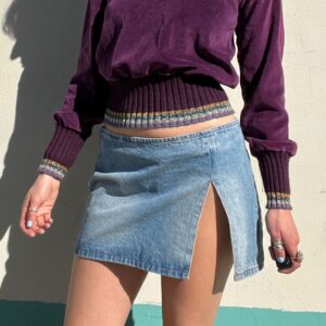 Photo detail:Y2K LOW WAIST LIGHT WASH DENIM MINI SKIRT FRONT SLIT