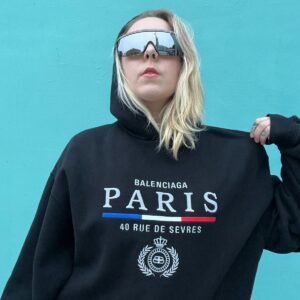 Photo detail:EMBROIDERED BALENCIAGA PARIS HEADQUARTERS FLAG HOODED SWEATSHIRT