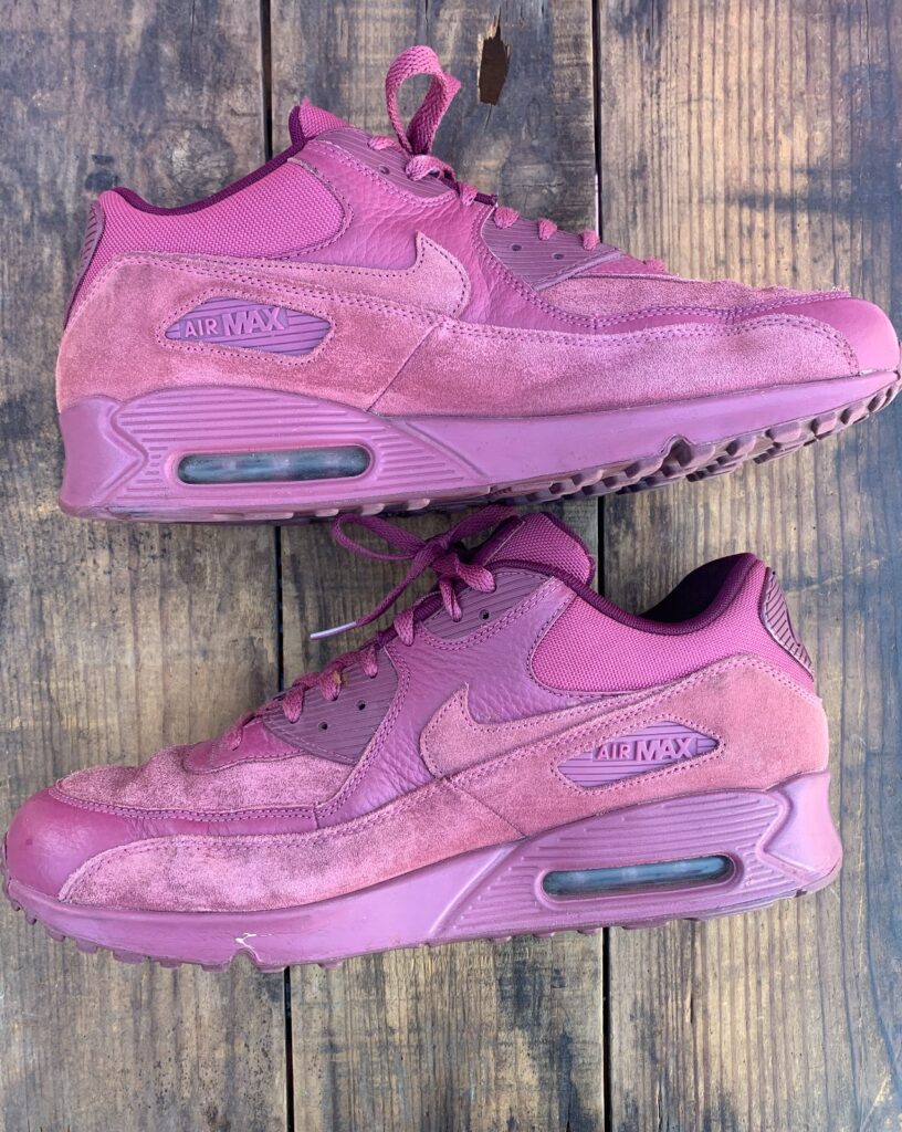 NIKE AIR MAX SINGLE TONE LEATHER AND SUEDE SNEAKERS