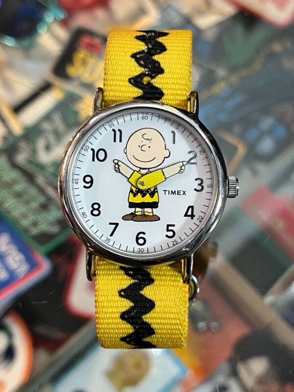 AS-IS TIMEX TW2R41100 PEANUTS-CHARLIE BROWN UNISEX QUARTZ WATCH YELLOW NYLON STRAP