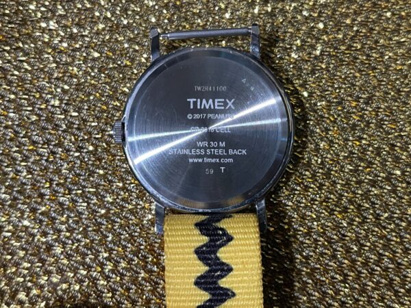 AS-IS TIMEX TW2R41100 PEANUTS-CHARLIE BROWN UNISEX QUARTZ WATCH YELLOW NYLON STRAP