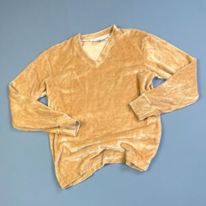 Photo detail:1970S DEADSTOCK VELOUR V-NECK SHIRT NWT - SAND