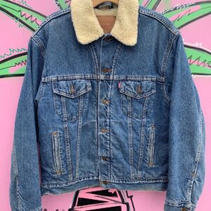 Photo detail:LEVIS SHERPA LINED DENIM TRUCKER JACKET