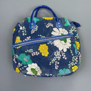 Photo detail:ADORABLE 1960S FLOWER PRINTED DOUBLE HANDLE BOWLING BAG