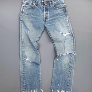 Photo detail:RAD! PERFECTLY DISTRESSED MEDIUM WASH 501 LEVIS DENIM JEANS FRAYED HEM