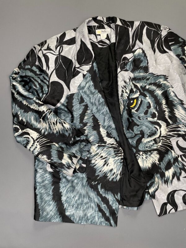 SOOO AMAZING!!! 1980S-90S SILKY ALLOVER TIGER PRINT BLAZER JACKET