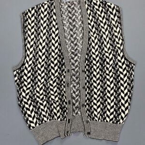 Photo detail:*AS-IS* 1970S WOOL & ANGORA BLEND CHEVRON DESIGN KNIT SWEATER VEST ANGORA BLEND