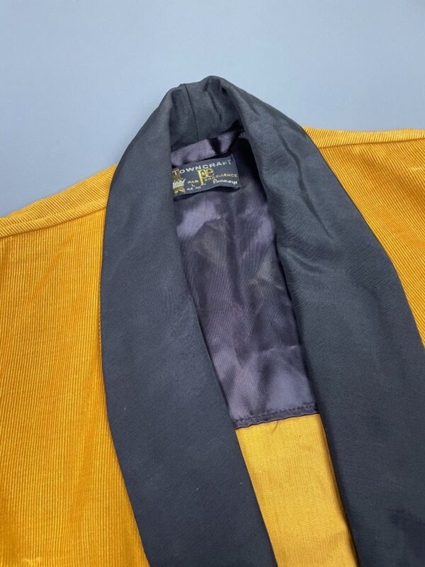 SUPER COOL 1950S-60S DEADSTOCK CORDUROY BELTED SMOKING JACKET SATIN LAPELS