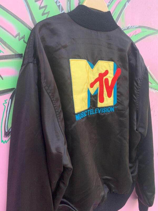 EMBORIDERED MTV SATIN BUTTON UP JACKET