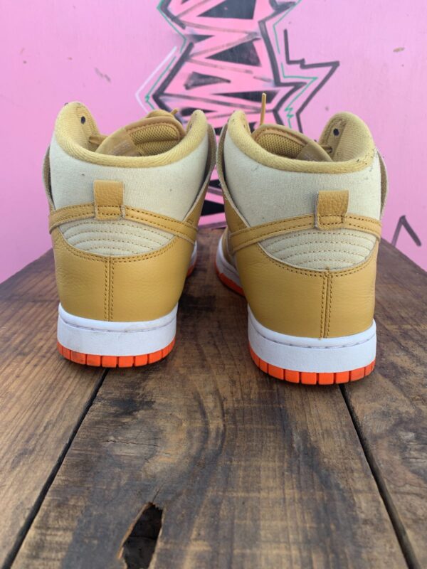 NIKE DUNK HI WHEAT GOLD COLORWAY SNEAKERS