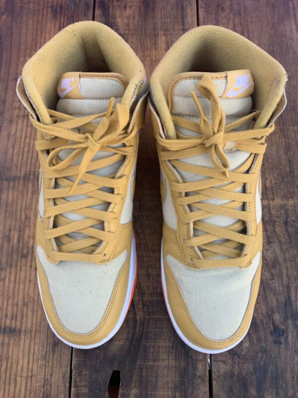 NIKE DUNK HI WHEAT GOLD COLORWAY SNEAKERS