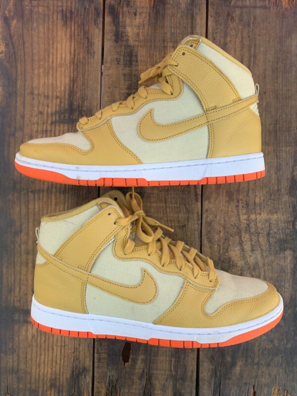 NIKE DUNK HI WHEAT GOLD COLORWAY SNEAKERS