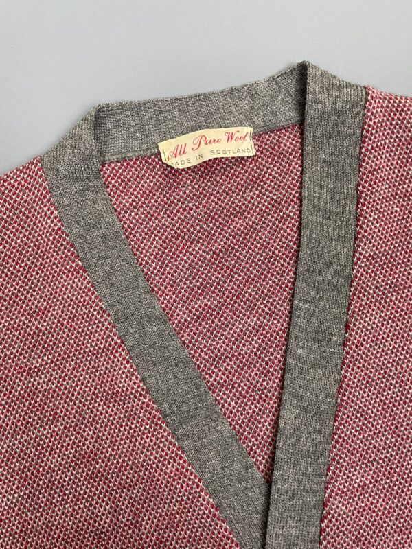 GORGEOUS! 1950S-60S 100% WOOL MULTI-COLORED CHEVRON WEAVE HERRINGBONE WEAVE CARDIGAN SWEATER GREY TRIM