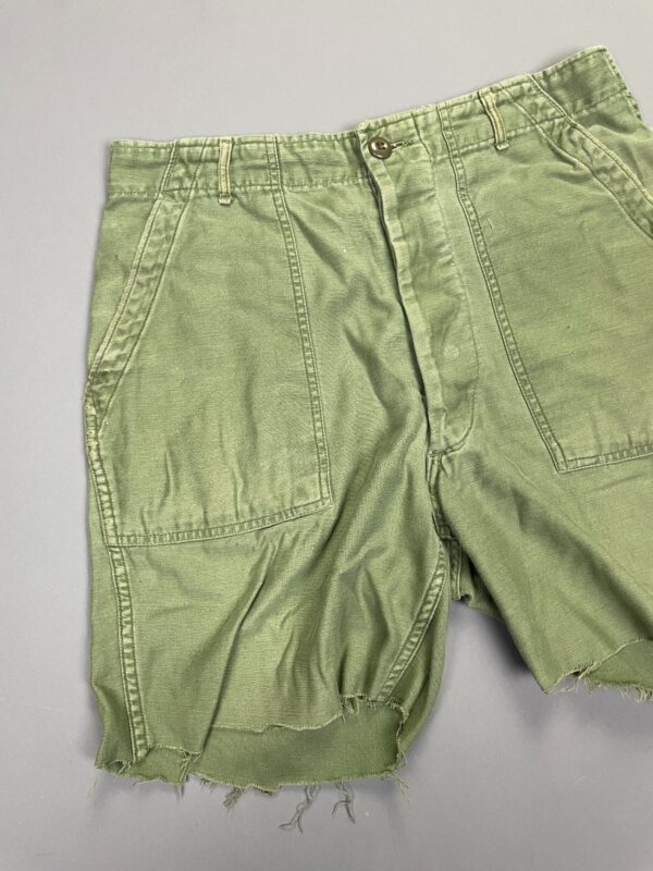 RAD! VIETNAM ERA COTTON SATEEN CUT OFF MILITARY SHORTS