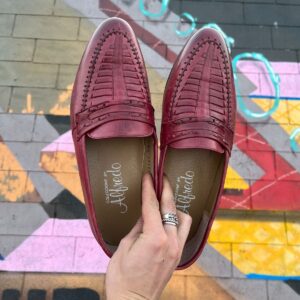 Photo detail:WOVEN STITCH BURGUNDY LEATHER LOAFERS *DEADSTOCK