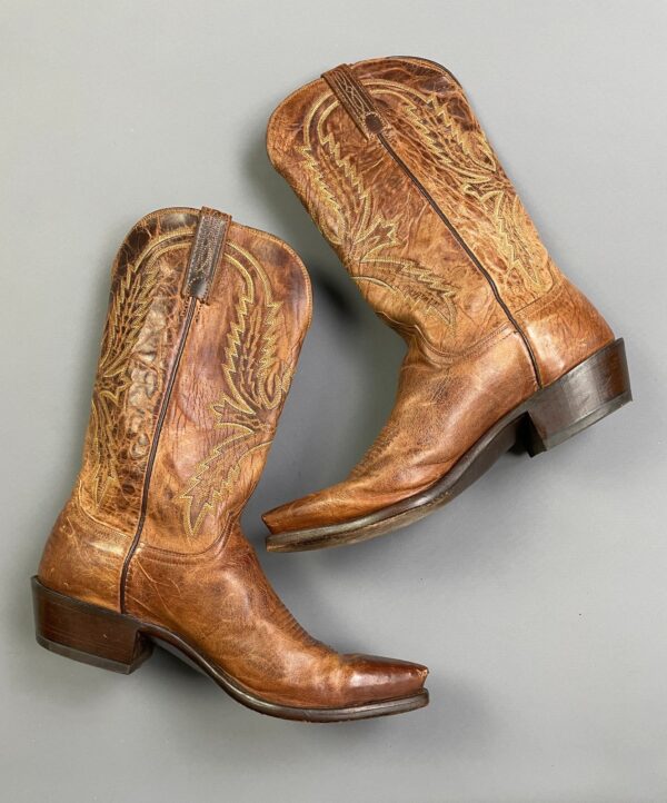 1883 GORGEOUS BUTTER SOFT PERFECTLY DISTRESSED & BROKEN-IN COWBOY BOOTS WITH DECORATIVE STITCHING