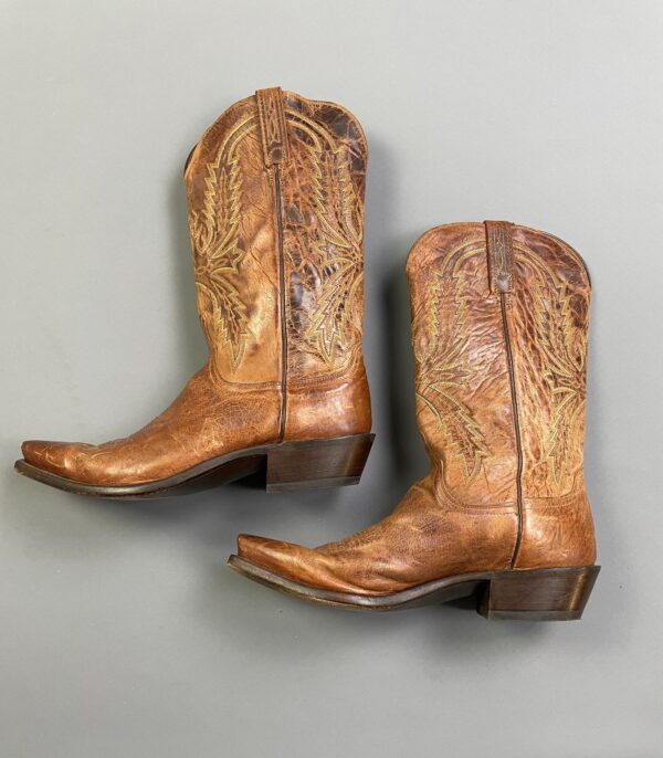 1883 GORGEOUS BUTTER SOFT PERFECTLY DISTRESSED & BROKEN-IN COWBOY BOOTS WITH DECORATIVE STITCHING