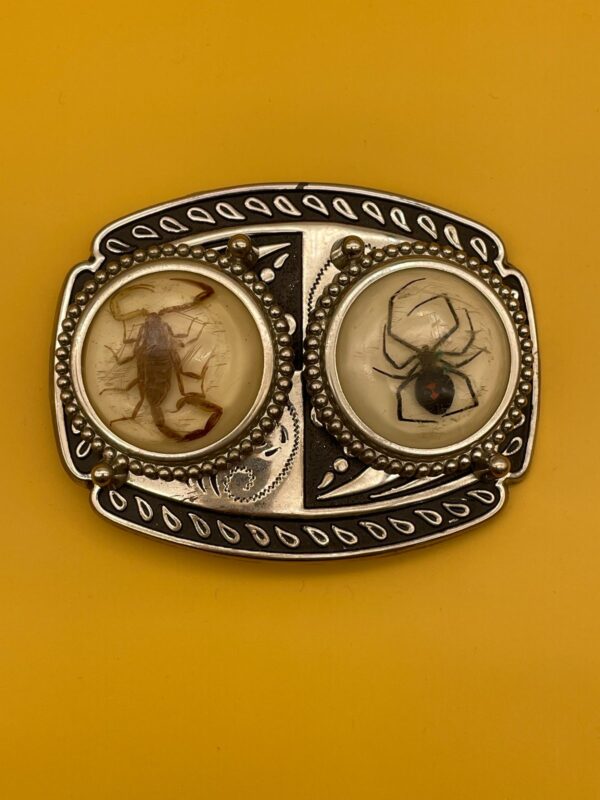 AMAZING!!! RARE!! SCORPION & BLACK WIDOW DOUBLE RESIN BUCKLE