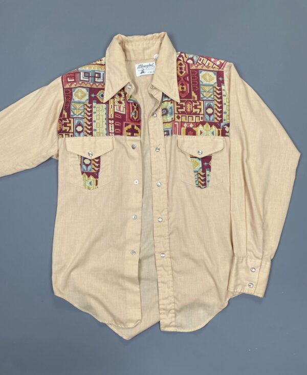 RAD! FUNKY AZTEC PATTERN PEARL SNAP BUTTON DOWN WESTERN SHIRT