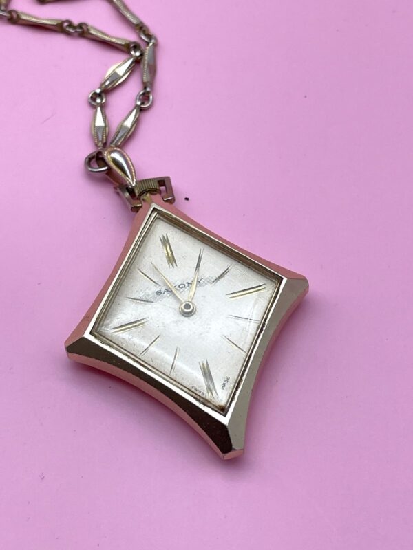 *AS-IS* RETRO 1960S-70S DIAMOND SHAPED POCKET WATCH TIMEPIECE PENDANT NECKLACE FUNKY CHAIN