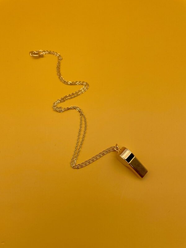 SWEET! FUNCTIONAL MINI WHISTLE PENDANT DAINTY CHAIN NECKLACE 1980S DEADSTOCK