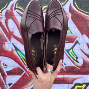 Photo detail:*AS IS* FOLDED TIP BROWN LEATHER LOAFER