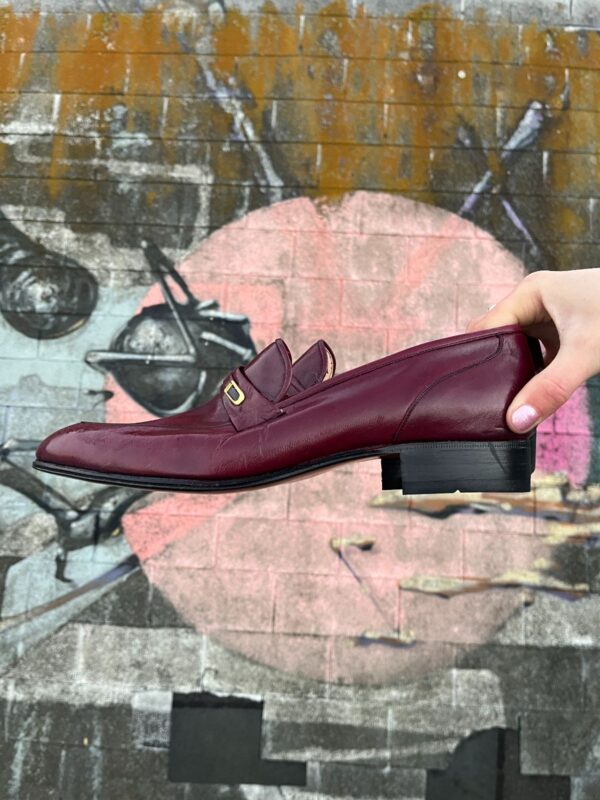 BURGUNDY LEATHER BLACK PIPING LOAFER *DEADSTOCK