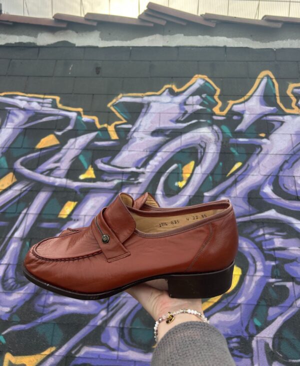 STITCH TOE LEATHER LOAFER SHOE