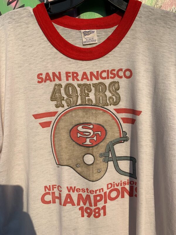 SHEER PAPER THIN SAN FRANCISCO 49ERS 1981 GRAPHIC SINGLE STITCH RINGER SHORT SLEEVE BASEBALL RAGLAN TEE