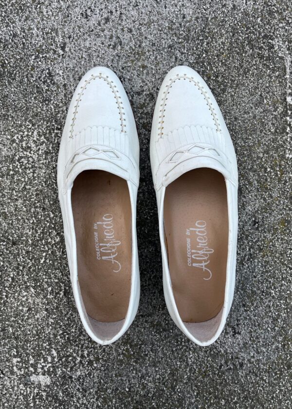 *AS IS* DIAMOND CUT STITCH TOE LOAFER SHOES