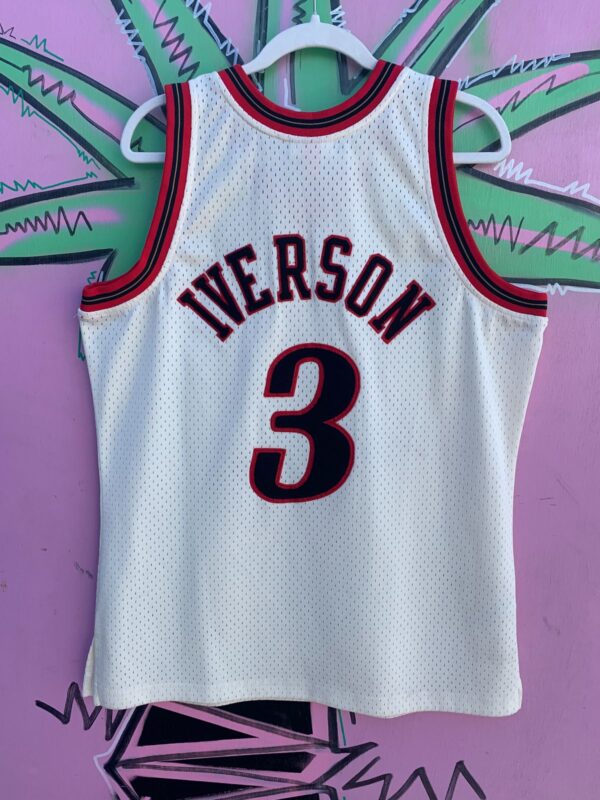 76ERS ALLEN IVERSON 3 BASKETBALL HERITAGE JERSEY