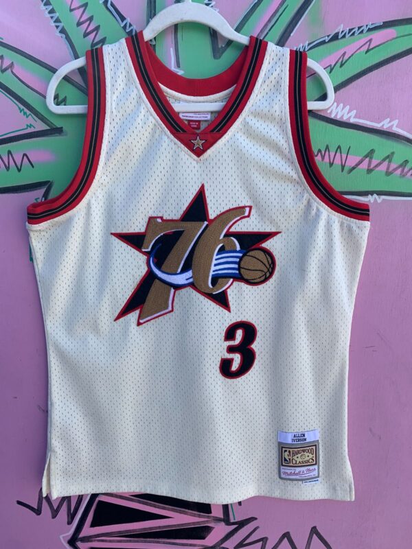 76ERS ALLEN IVERSON 3 BASKETBALL HERITAGE JERSEY