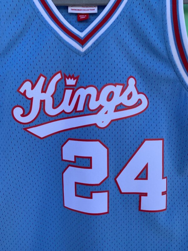 SACREMENTO KINGS REGGIE THEUS 24 BASKETBALL HERITAGE JERSEY