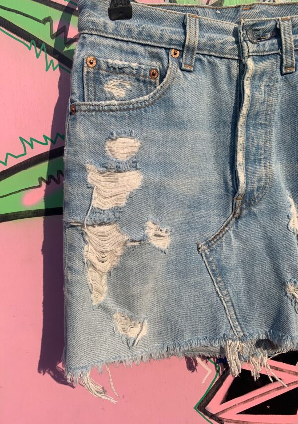 CUTE! SUPER LIGHT WASH DISTRESSED REWORKED DENIM MINI SKIRT